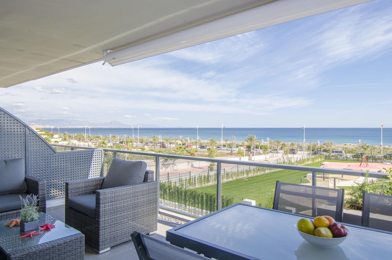 Ocean View By Mar Holidays Arenales del Sol Habitación foto